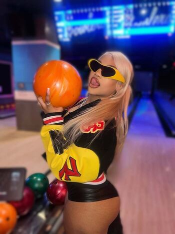 Iamskylarmarie image