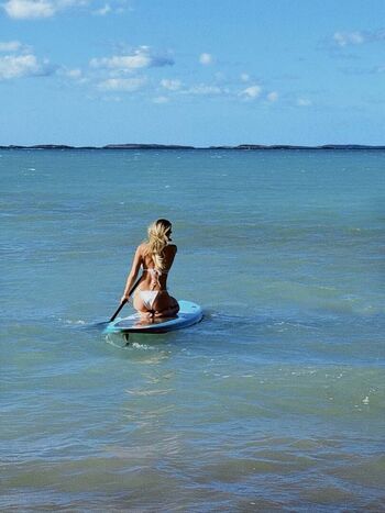 Iamsydneythomas image