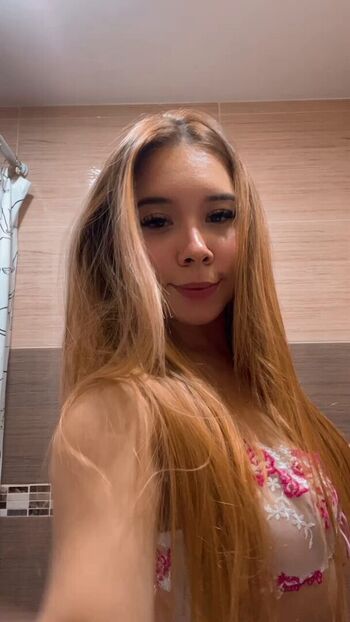 Iamvalentina30 image