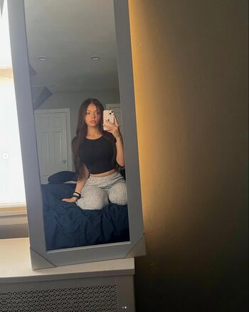 Ilanit ishakov image