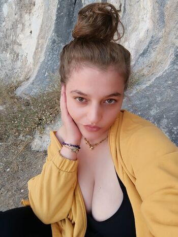 Ilayda image