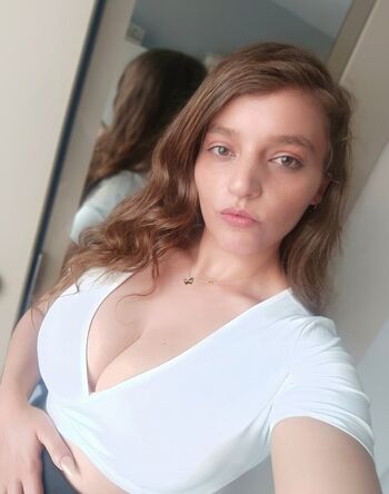 Ilayda image