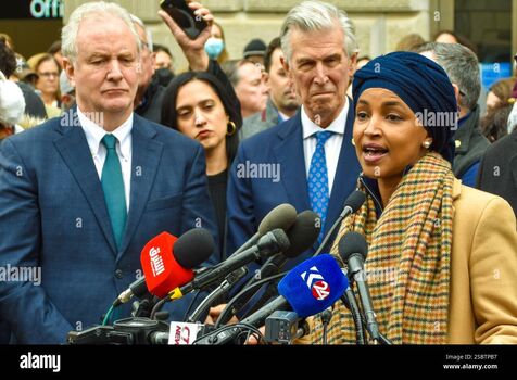 Ilhan omar image