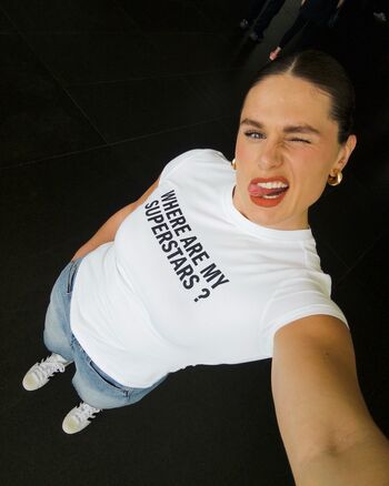 Ilona maher image