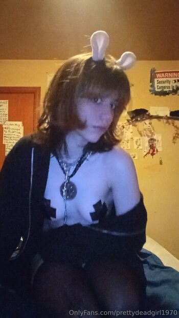 Imprettydeadgirl 1 image