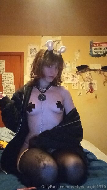 Imprettydeadgirl 1 image