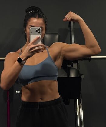 Indi hartwell image