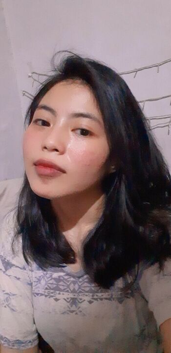 Indri indriani image