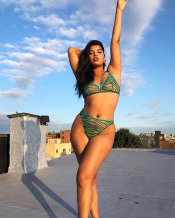 Ingrid medeiros image