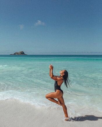 Ingrid oliveira page 3 image