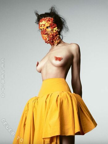 Irina shayk 1 page 4 image