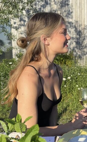 Isabel van gelder image