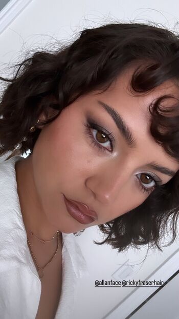 Isabela merced image