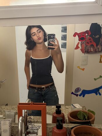 Isabella angelina image