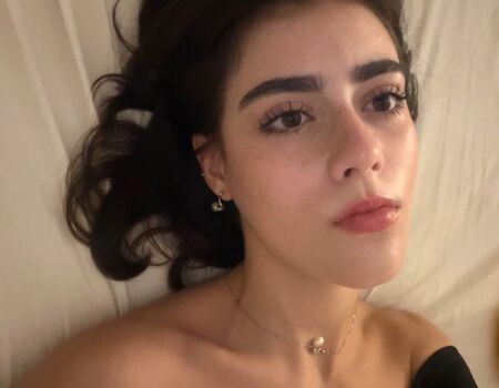 Isabella angelina image