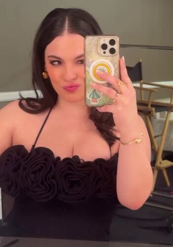 Isabella gomez image
