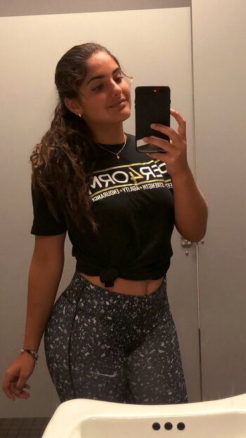 Isabella ladera page 2 image