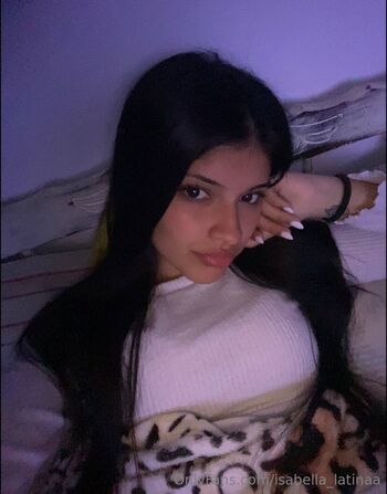 isabella_latinaa
