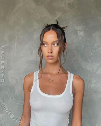 Isabella mathers image