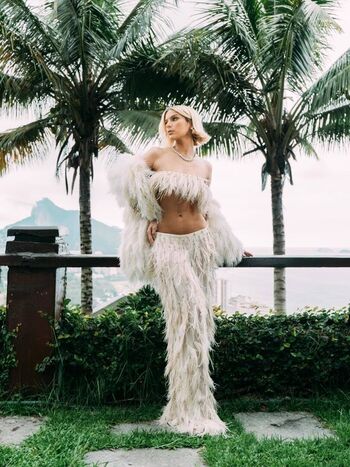 Isabella santoni image