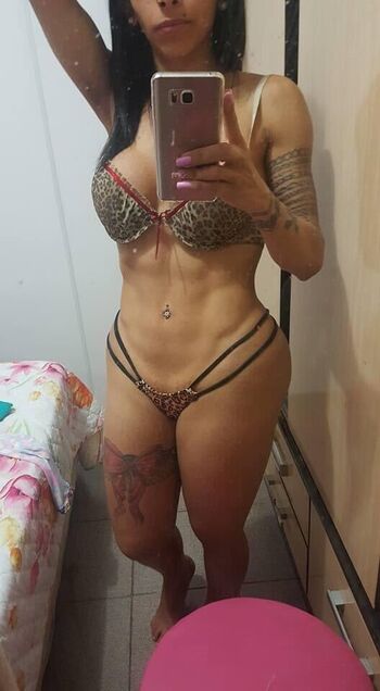 Isabelly ferreira image
