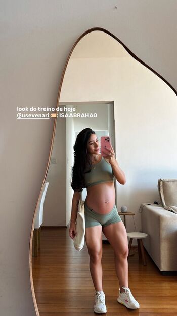 Isadora abrahao image