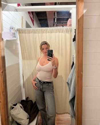 Itscarlyjane 1 page 2 image