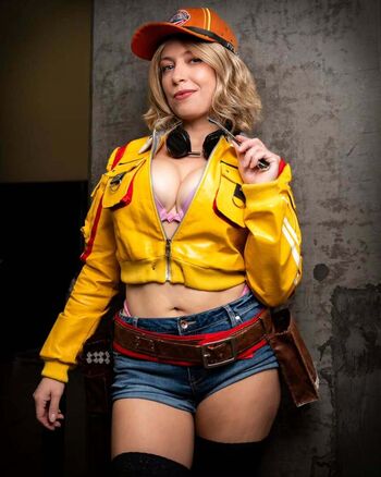 Itsjanacosplay image