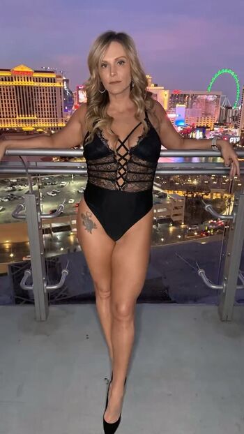 Itsnikkibitch xo image