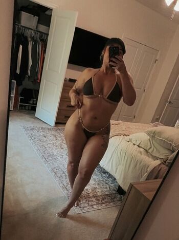 Itssammieraee page 2 image