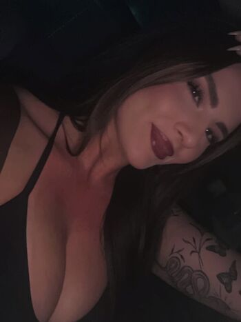 Itssammieraee page 2 image