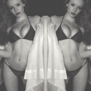 Itssarahparker image