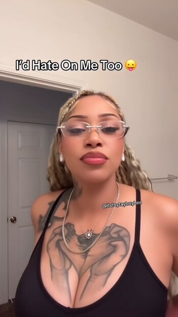 Itstaytaybaybaee image