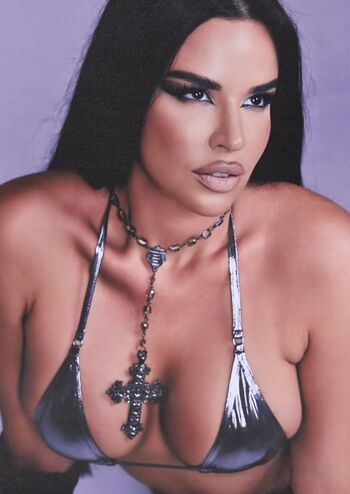 Ivana knoll page 2 image