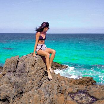 Izabeii page 2 image