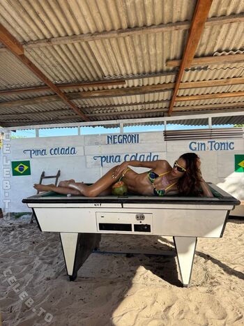 Izabel Goulart