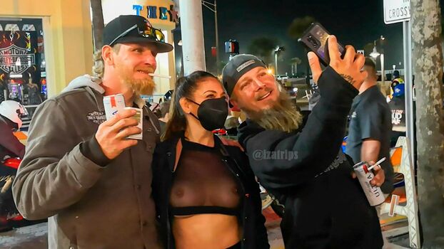 Izatrips page 2 image