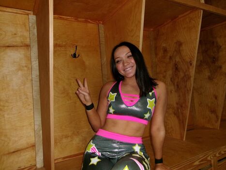 Izzy moreno page 3 image