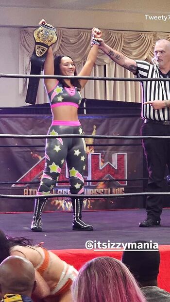 Izzy moreno page 2 image