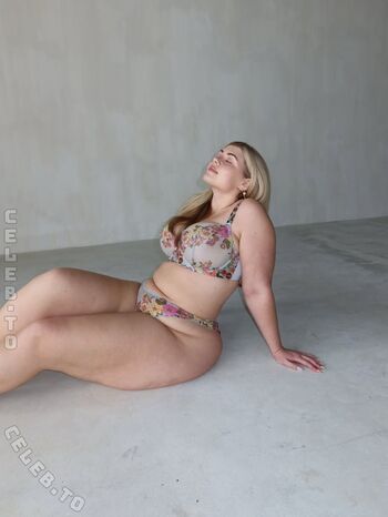 Izzy nicholls image