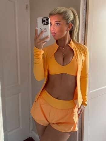 Izzytaffs image