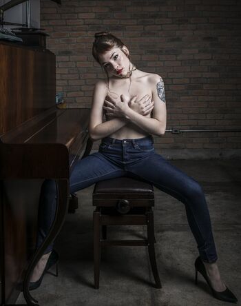 Jade baraldo page 2 image