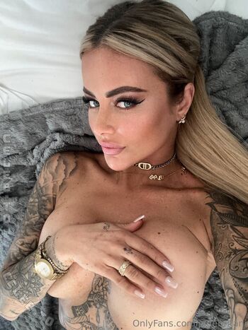 Jade britani image
