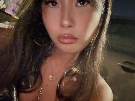 Jade hallyday image