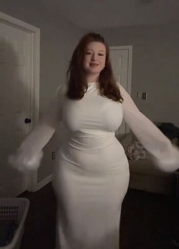 Jade loure image