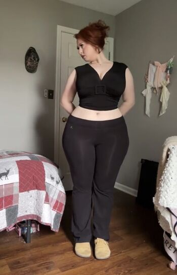 Jade loure image