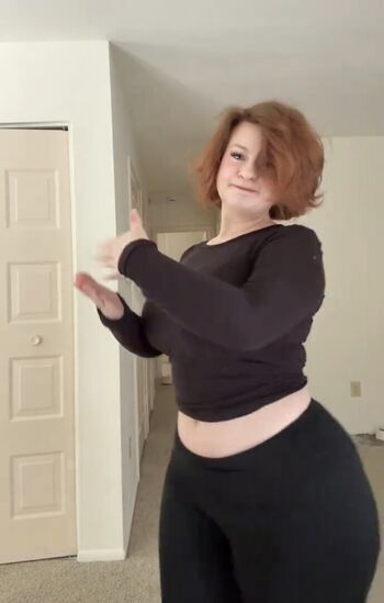 Jade loure image