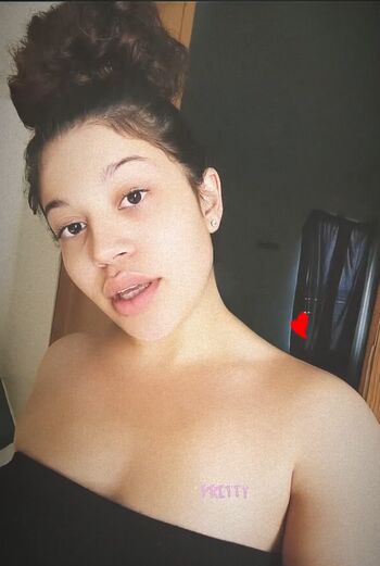 Jadeluvxoxo image