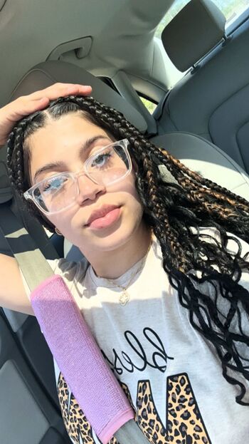 Jadeluvxoxo image