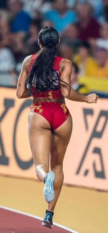 Jael sakura bestue ferrera image